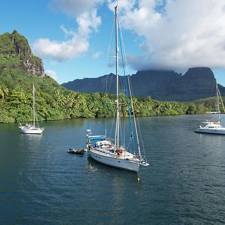 2 Nuits Insolites & 1 Excursion Voile A Bord Du Voilier Mori Ora Moorea Bagian luar foto