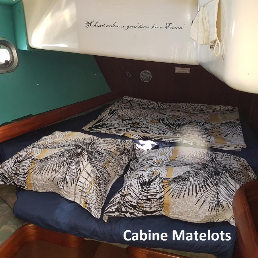 2 Nuits Insolites & 1 Excursion Voile A Bord Du Voilier Mori Ora Moorea Bagian luar foto