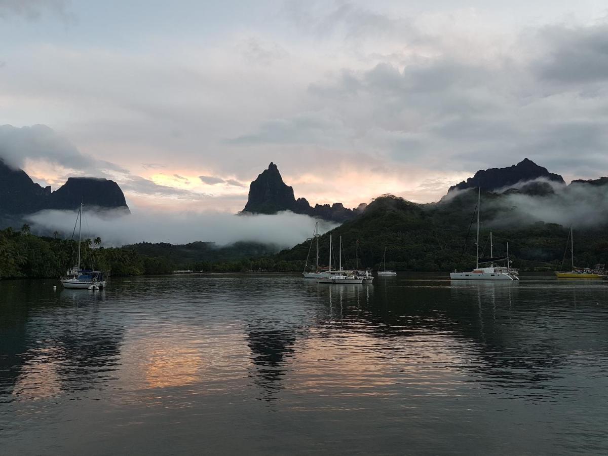 2 Nuits Insolites & 1 Excursion Voile A Bord Du Voilier Mori Ora Moorea Bagian luar foto